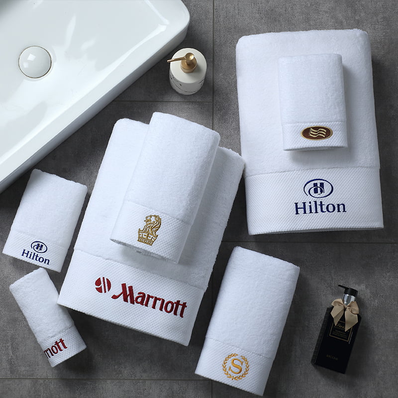 Luxury Hilton Marriot Hotel Towels